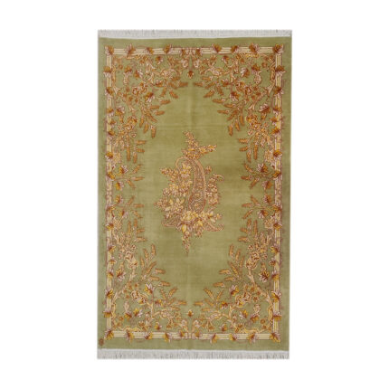 Luxurious Isfahan Wool Hand-Knotted Rug - 3.5m2